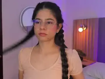 Carlina_15  live sex cam