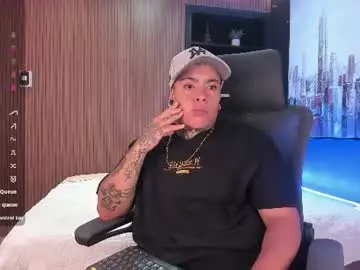 Caspermilers  live sex cam