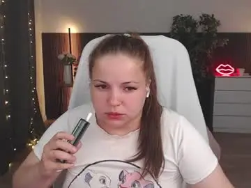 Crazyy_girl_  live sex cam