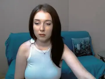 Cute_emeli_  live sex cam