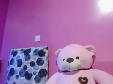 Ebonymelani2  live sex cam