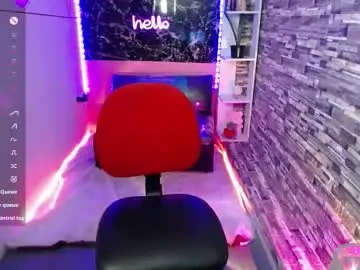 Emili_lewins  live sex cam