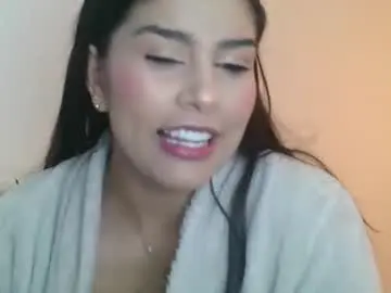 Emmie_xxx  live sex cam