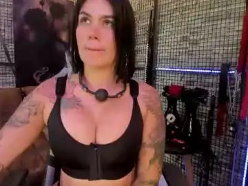 Evaa_bdsm  live sex cam
