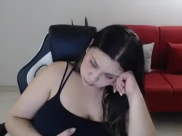 Holly_itzel  live sex cam