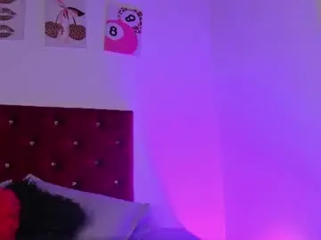 Kittystar18  live sex cam