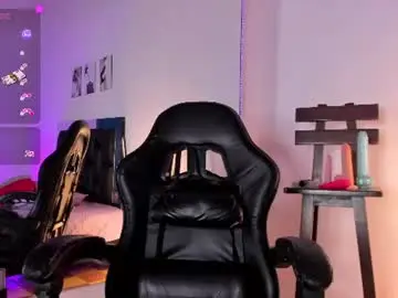 Kittystar18  live sex cam