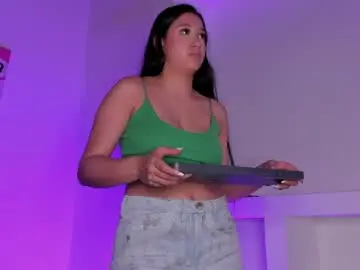 Kittystar18  live sex cam
