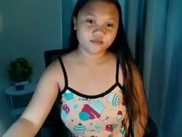 Lovely_shella  live sex cam