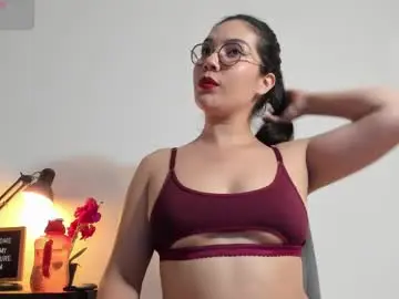 Nattytrainor  live sex cam