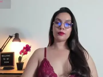 Nattytrainor  live sex cam