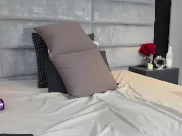 Nattytrainor  live sex cam