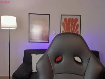 Novasilk  live sex cam