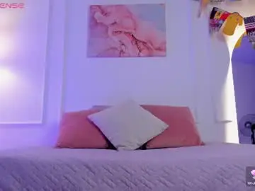 Novasilk  live sex cam