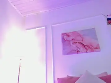Novasilk  live sex cam