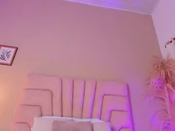 Novasilk  live sex cam