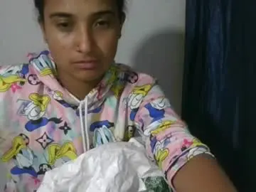 Sasha_sainn  live sex cam