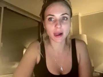 Tayuhlynn  live sex cam