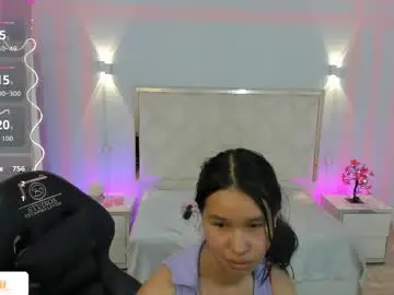 Victoria1_tay  live sex cam