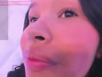 Victoria1_tay  live sex cam