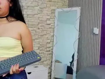 Victoria1_tay  live sex cam
