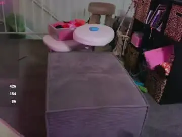 Xenaluvss  live sex cam