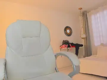 Yarar_rose  live sex cam