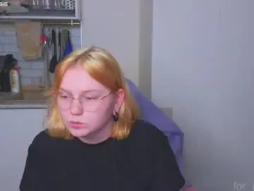 Ykwhynot1x  live sex cam