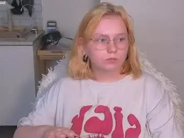 Ykwhynot1x  live sex cam