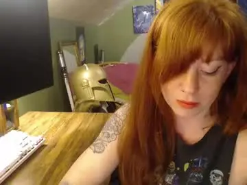 Astraeasiren  live sex cam