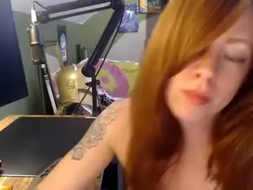 Astraeasiren  live sex cam