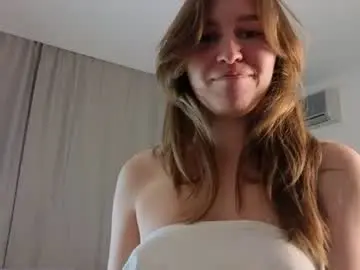 Donnascroggie  live sex cam