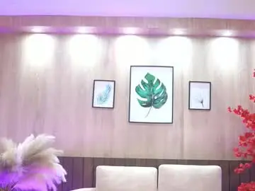 Electraajones  live sex cam