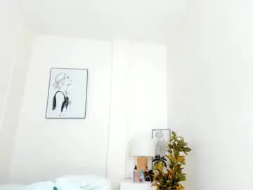 Emy_barnert  live sex cam