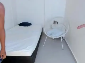 Emy_barnert  live sex cam