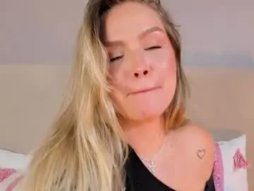 Gaiabaker  live sex cam