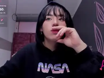 Kiara_fox__  live sex cam