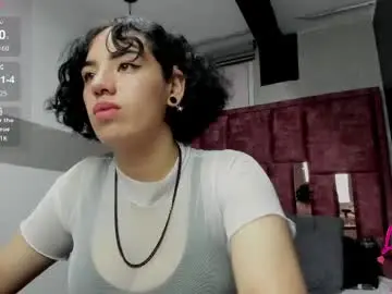 Kiara_fox__  live sex cam