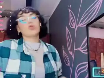 Kiara_fox__  live sex cam