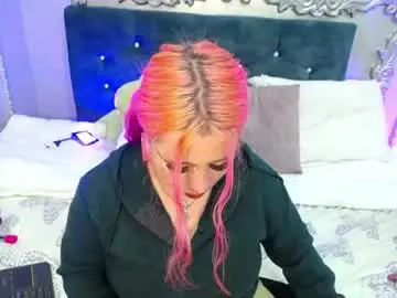 Lavagrirl  live sex cam