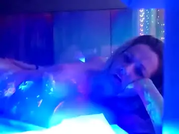 Maganasummer  live sex cam