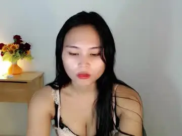 Mami_jups  live sex cam