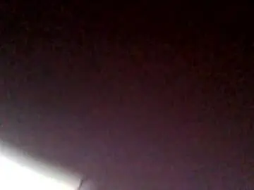 Maxiniceass200  live sex cam