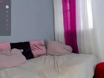 Mollyybloom  live sex cam