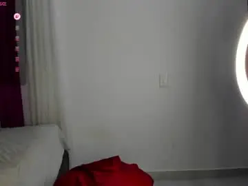 Mollyybloom  live sex cam