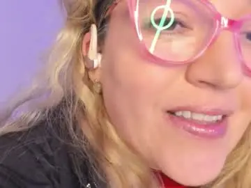 Naty__mature_  live sex cam