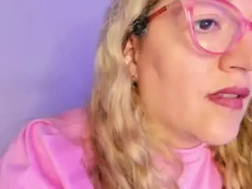 Naty__mature_  live sex cam