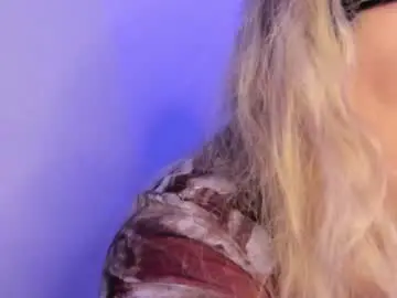 Naty__mature_  live sex cam