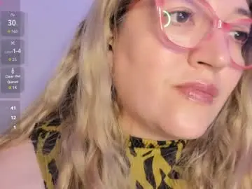 Naty__mature_  live sex cam