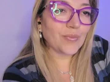 Naty__mature_  live sex cam